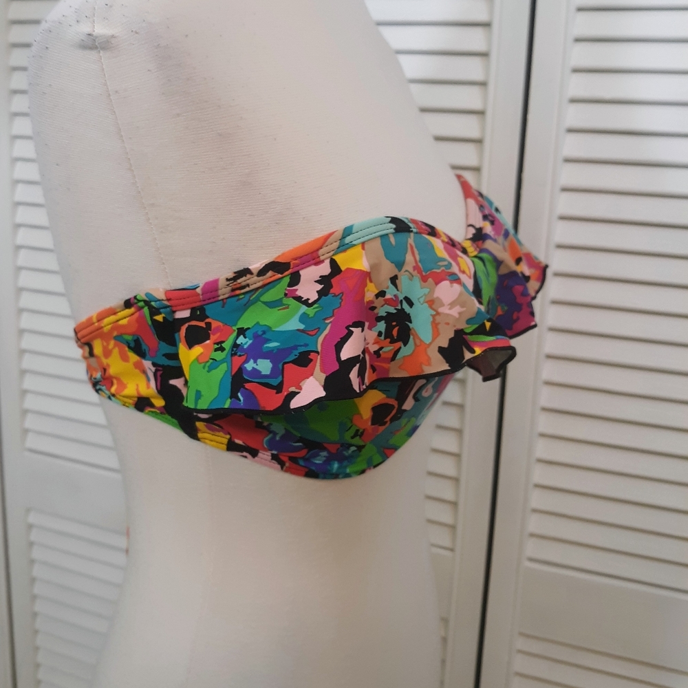 Kenneth Cole flounce swim top small *C1 - Picture 5 of 6
